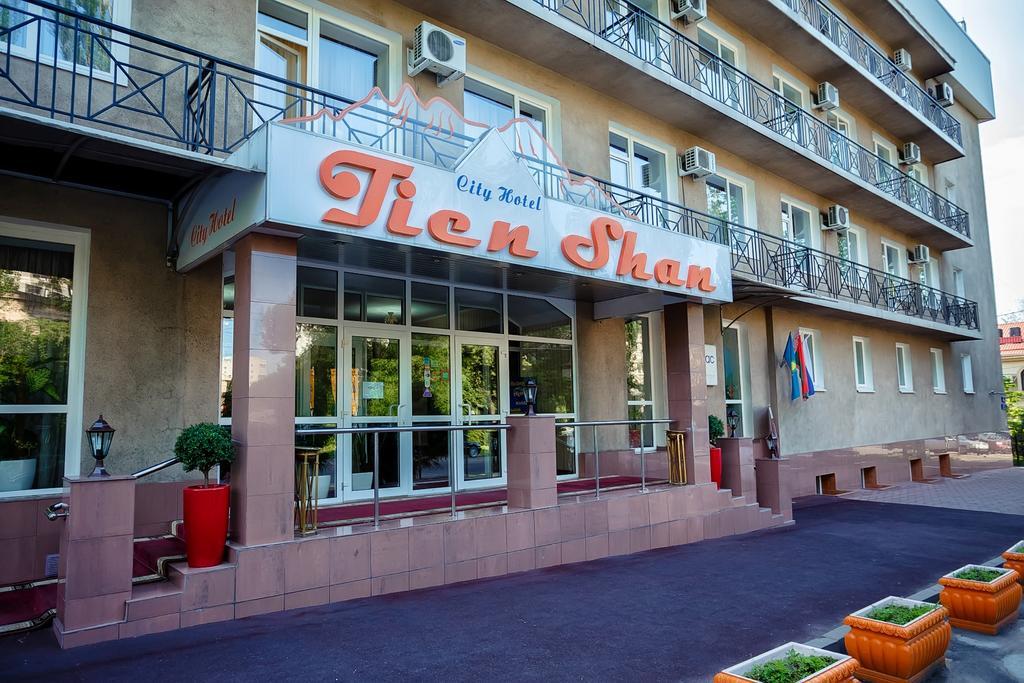 City Hotel Tien Shan Koktobe Eksteriør billede