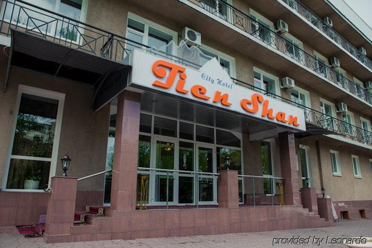 City Hotel Tien Shan Koktobe Eksteriør billede