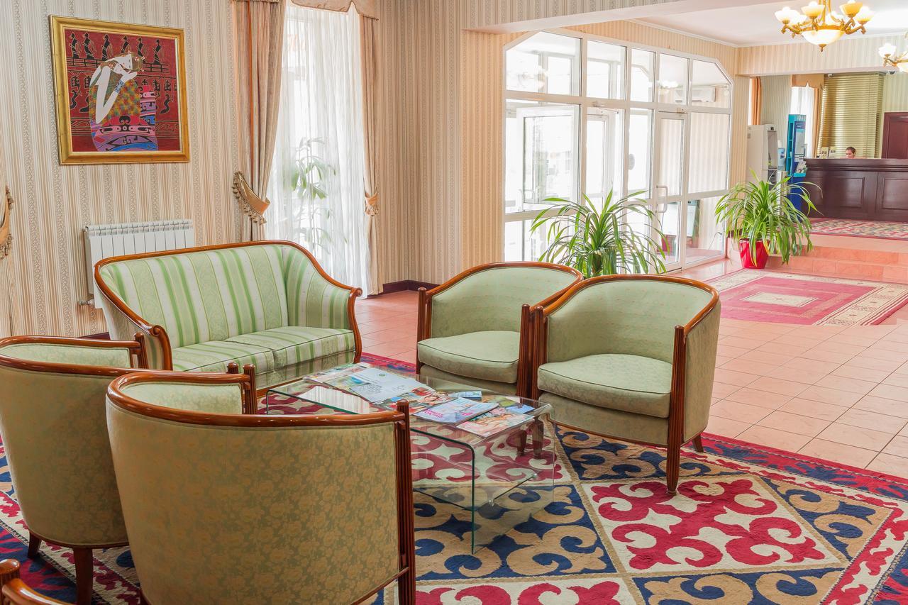 City Hotel Tien Shan Koktobe Eksteriør billede